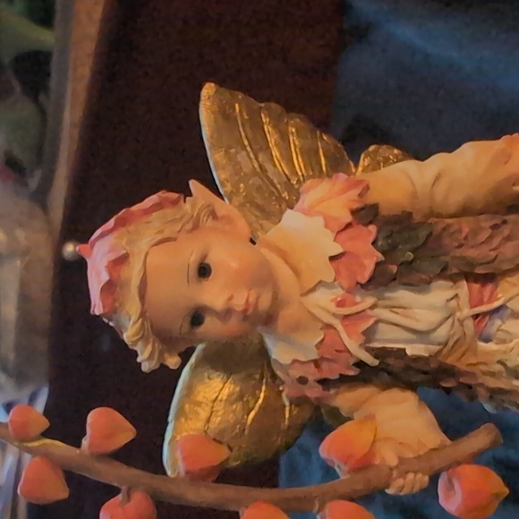 AVAILABLE-Vtg "The Leonard Collection" "Elfin Lanterns" By C. Haworth &chair. - Picture 5 of 8